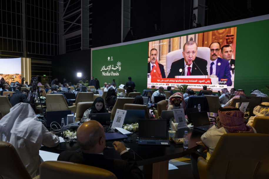 Cumhurbaşkanı Erdoğan: “Zulüm karşısında susanlar en az zalimler kadar ...